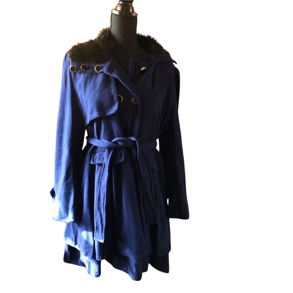 Black Coat with Fur Trim - XL - Picture 2 of 7